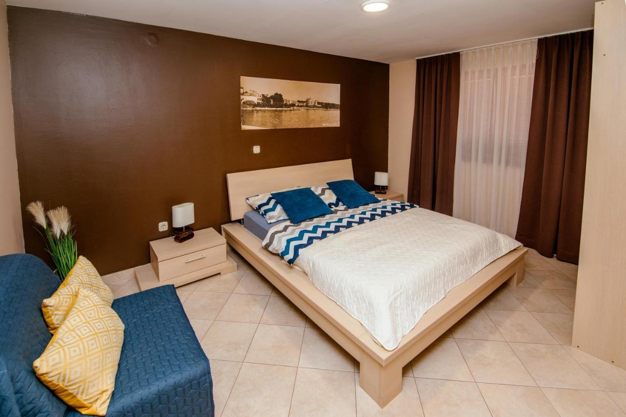 M&M Apartments บีโอกราดนาโมรู ภายนอก รูปภาพ